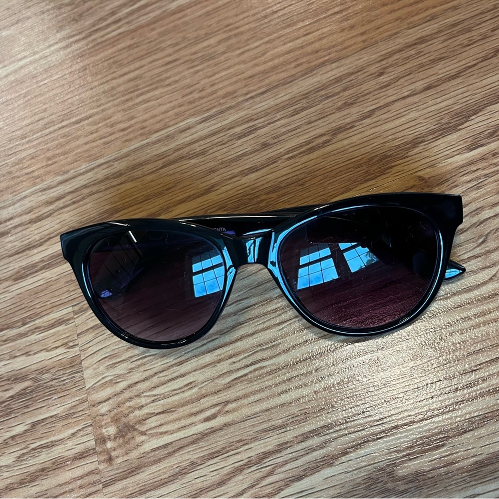 Stylish Black Sunglasses